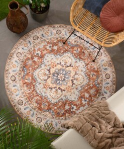 Vintage outdoor rug​ round - Valenca Fino terracotta - sfeer