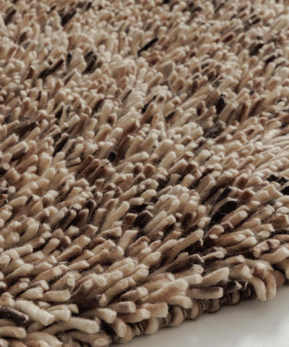 High pile wool rug - Aurelia cream/brown - close up High pile wool rug - Aurelia cream/brown - close up