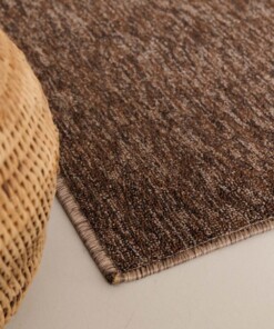 Square low pile rug - Lush brown