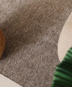 Square low pile rug - Lush taupe