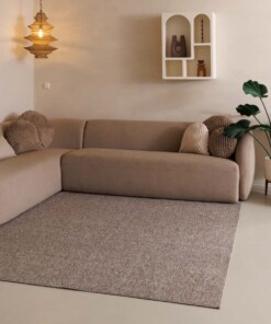 Square low pile rug - Lush taupe