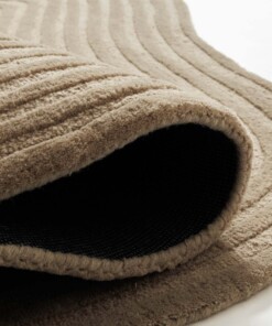 Design rug organic - Balans Flow beige - close up, thumbnail
