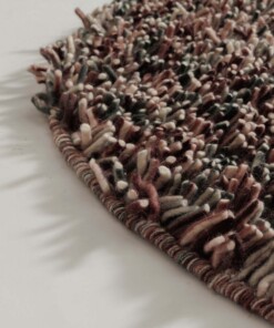 Round wool rug - Aurelia purple - close up, thumbnail