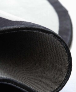 Football rug round - Fluffito Foot white/black - close up