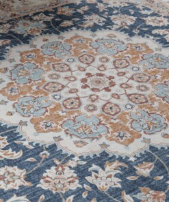 Square outdoor rug vintage - Valenca Nova gold/blue - close up, thumbnail