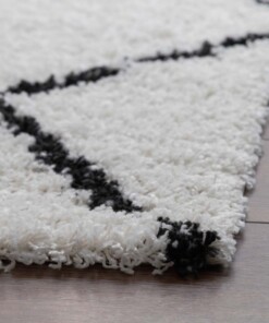 Square berber rug - Habitat white/black - close up, thumbnail