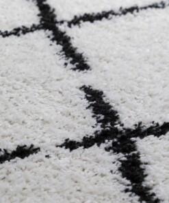 Square berber rug - Habitat white/black - close up, thumbnail