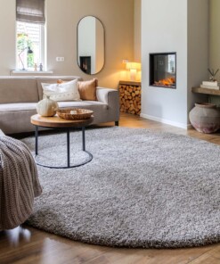 Round thick rug - Shaggy Grand light grey - sfeer
