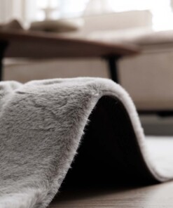 Fluffy rug - Carvy light grey - close up, thumbnail
