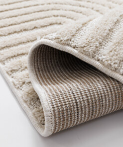 Scandinavian rug - Arc Bend cream - close up, thumbnail