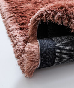 Velvet rug - Auréa pink - close up, thumbnail