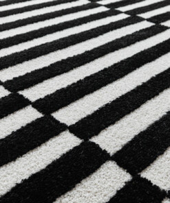 Low pile rug​ - Nivo Step cream/black - close up, thumbnail