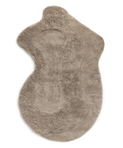 Organic shaped rug - Tjørne Mose taupe - overzicht
