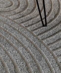 Scandinavian rug - Contour Curve grey - close up, thumbnail