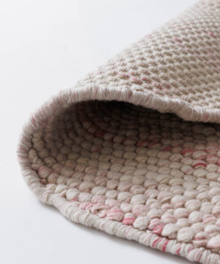 Round wool rug - Fjell cream/pink - close up, thumbnail