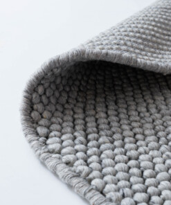 Round wool rug - Fjell light grey - close up, thumbnail