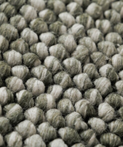 Round wool rug - Fjell olive green - close up, thumbnail