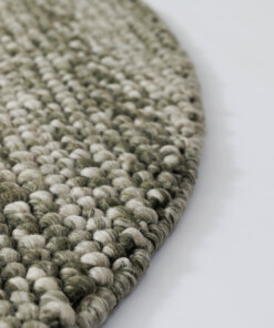 Round wool rug - Fjell olive green - close up