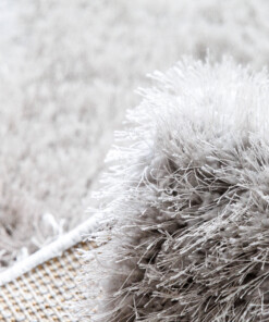 Velvet rug - Posh light silver - close up, thumbnail