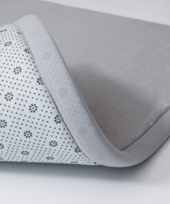 Play rug square - Pluffy light grey - close up