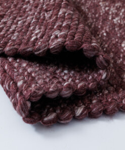 Wool rug - Silvull burgundy - close up, thumbnail