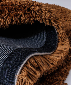 Shaggy rug - Sveve cognac - close up, thumbnail