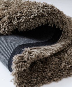 Shaggy rug - Sveve taupe - close up, thumbnail