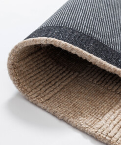 Wool rug - Tavle taupe - close up, thumbnail